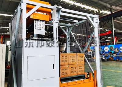 箱裝食用油自動(dòng)拆垛機(jī)在使用過(guò)程中要注意哪些事項(xiàng)？